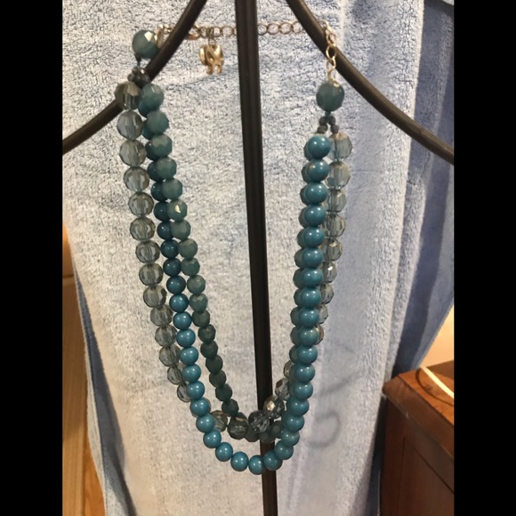 Express Beaded turquoise necklace - Picture 3 of 3